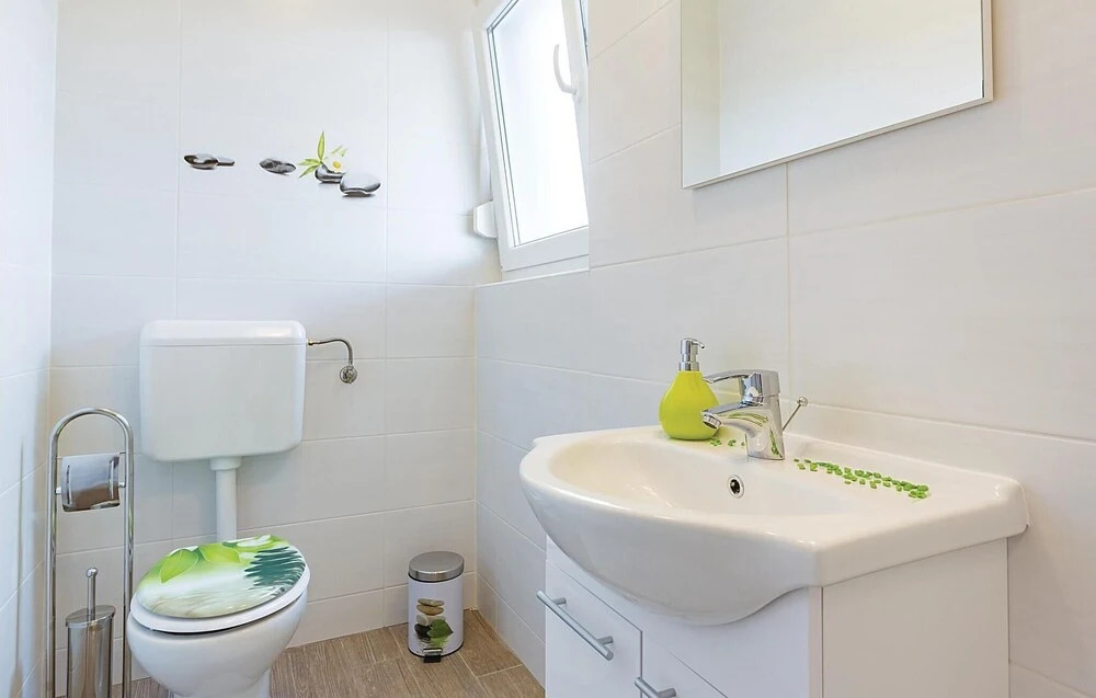 Awesome Home in Skatari With Wifi and 2 Bedrooms