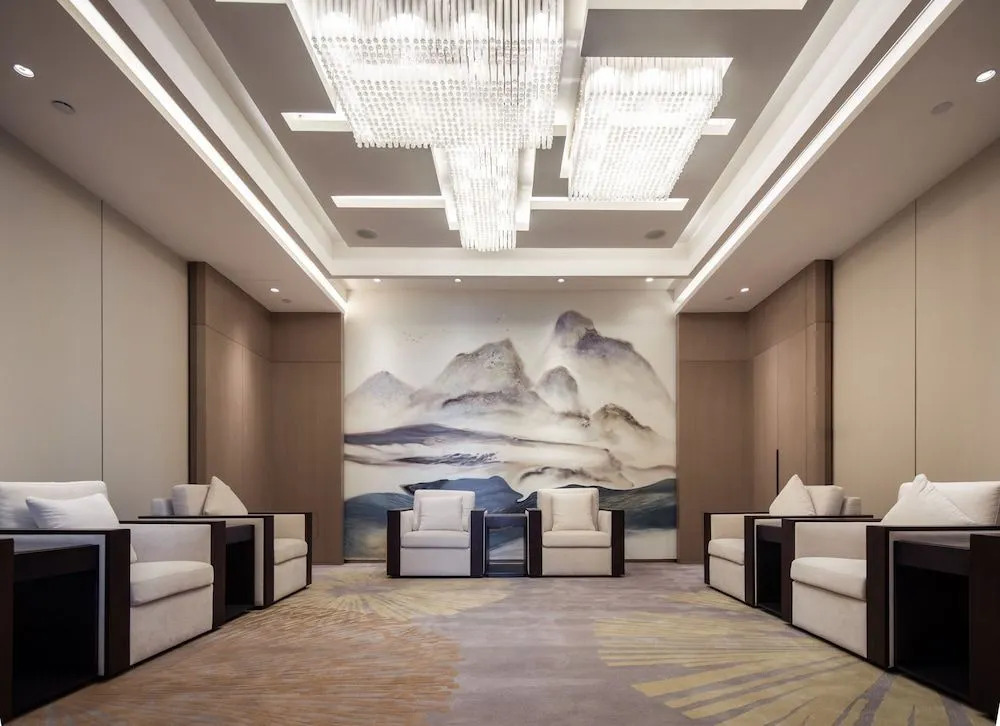 voco Shanghai Hongqiao Hub by IHG