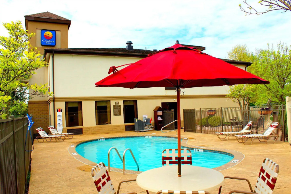 Quality Inn & Suites NJ State Capital Area
