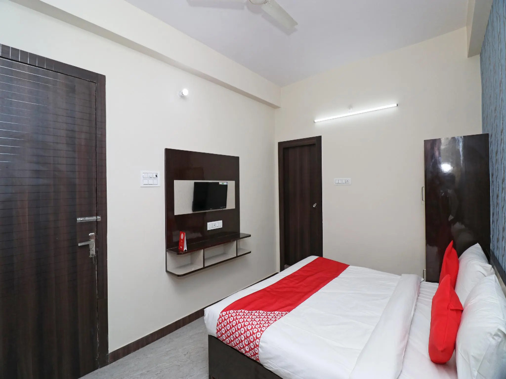 Super Collection O Rajapur Circuit House