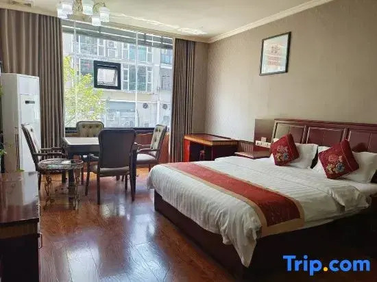 Yilong business hotel