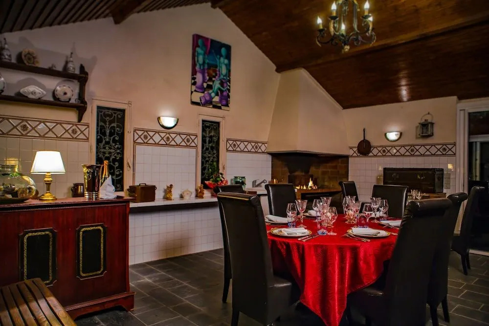 Logis Hôtel & Restaurant Chateau de la Marjolaine