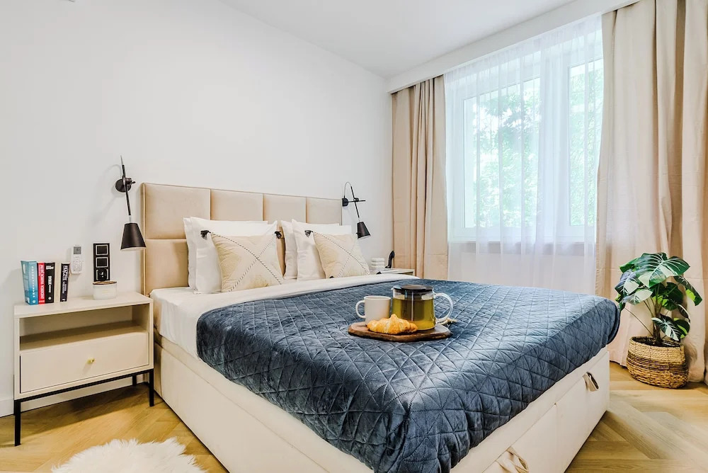 Lumina 4-room apart near Pałac Kultury
