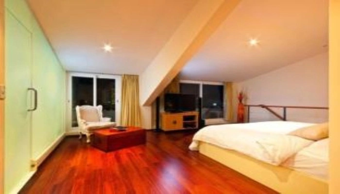 Rooms at The 9th