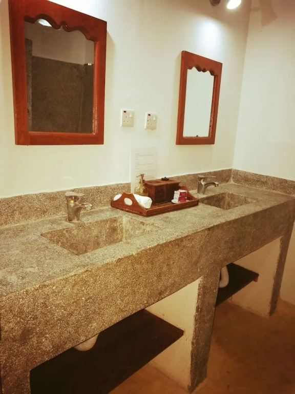Raha Lodge Zanzibar Boutique Hotel