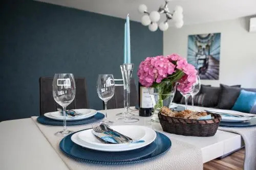 Silver & Gold Apartment