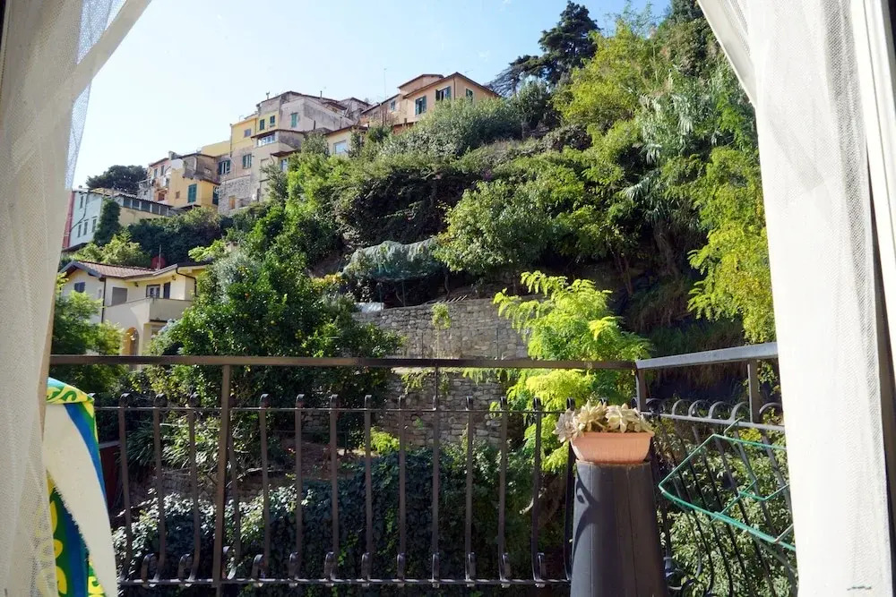 Balcony Flat Near the Center by Wonderful Italy