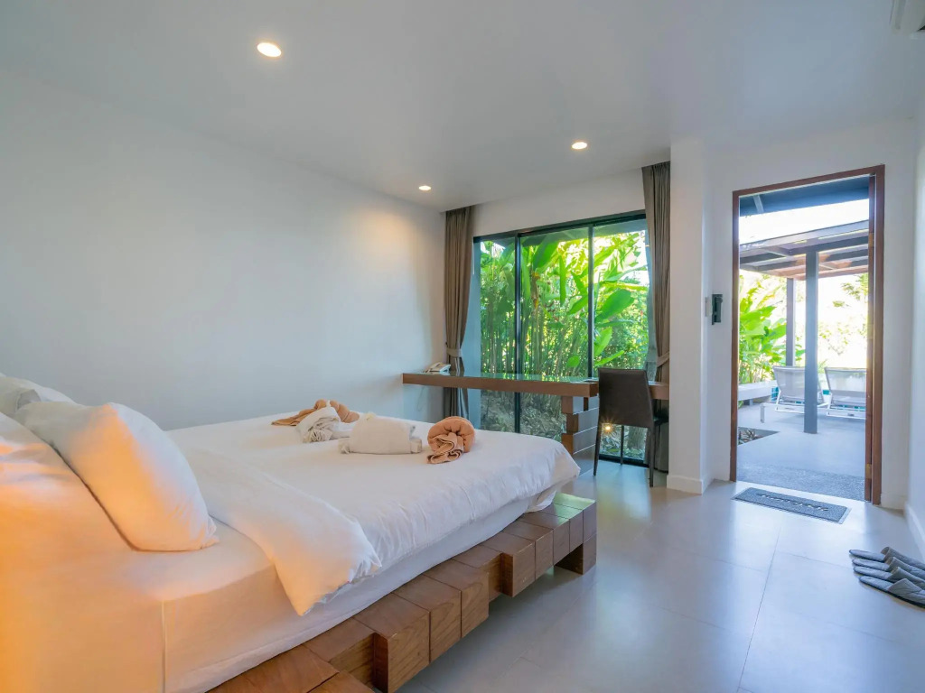 SEAnery Beach Resort