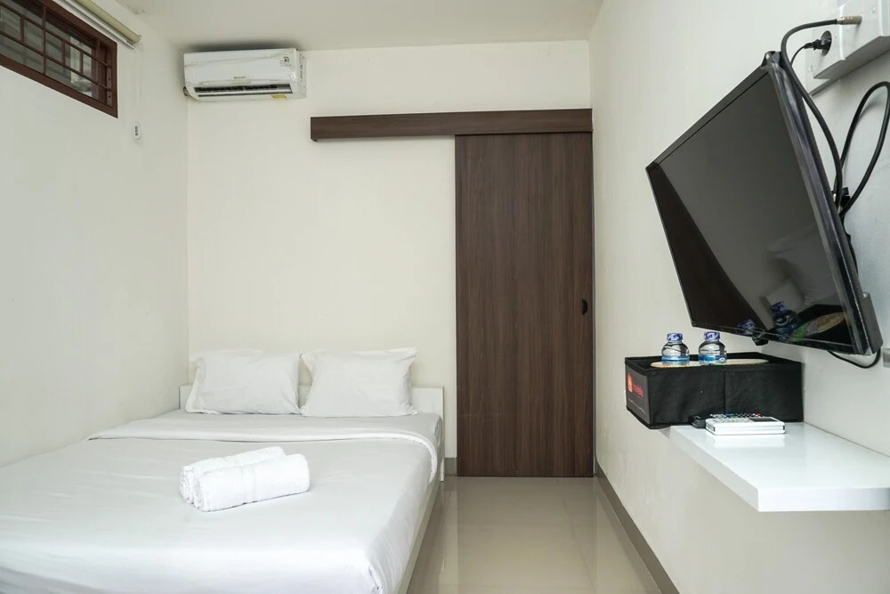 Spacious Studio 2nd Floor at Meruya 8 Puri Kembangan