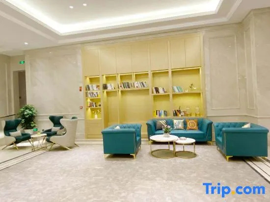Vienna Hotel Hejiang Yangtze River Bridge
