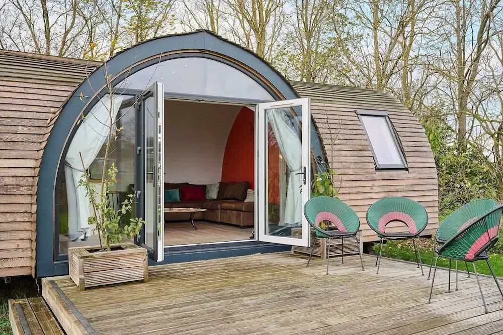 Host Stay Secret Garden