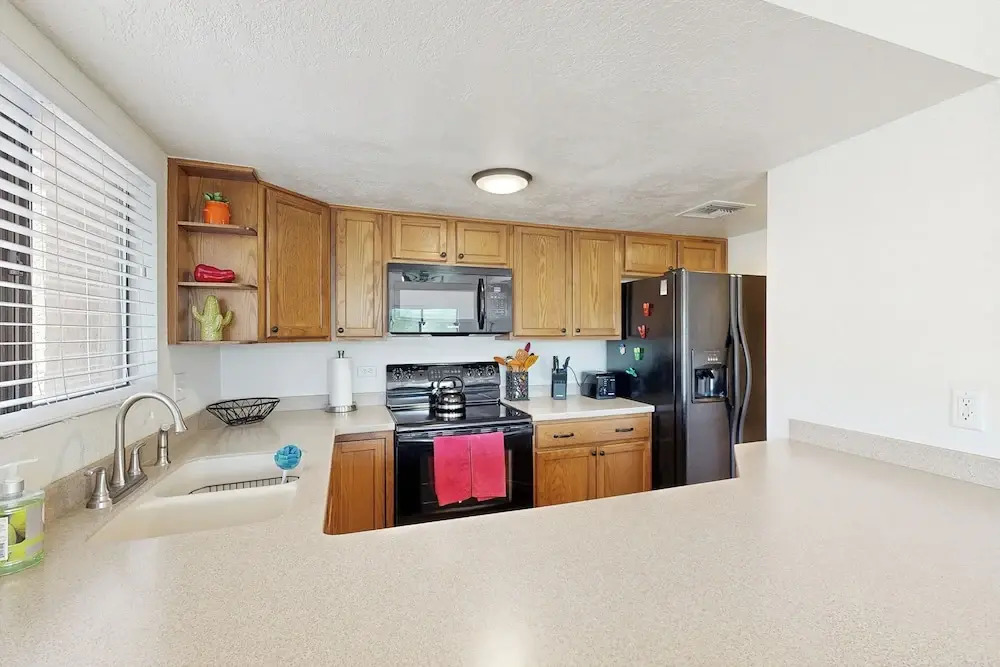 1 BR Condo in Tucson, Mountain Views