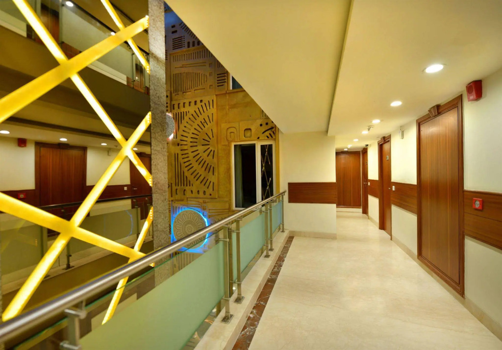 Hotel Regent Grand