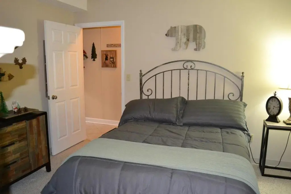 River Place Condos 407 2BD