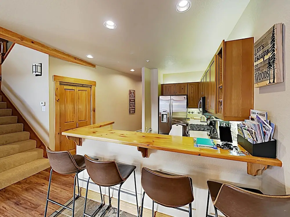 New Listing! Alpine Getaway W/ Deck, Near Skiing 3 Bedroom Home