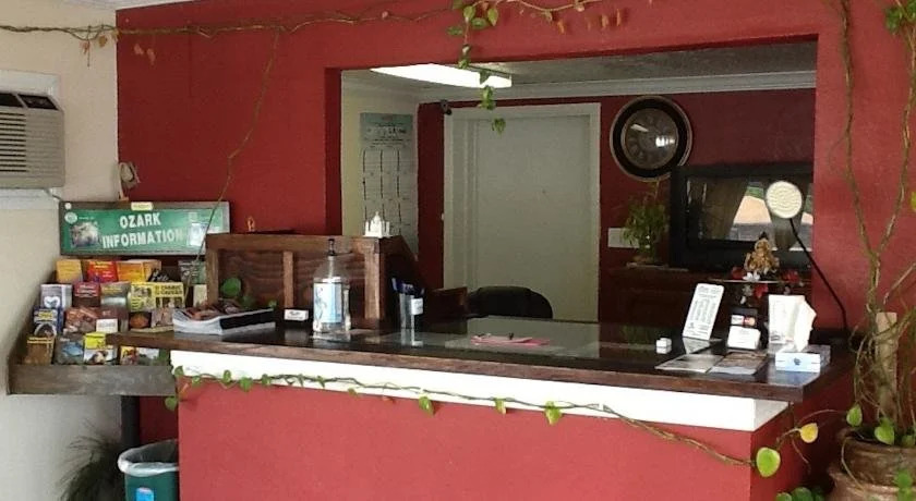 Stone Inn Motel