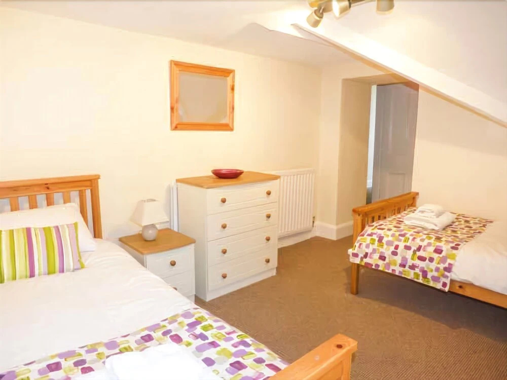 Station Flat