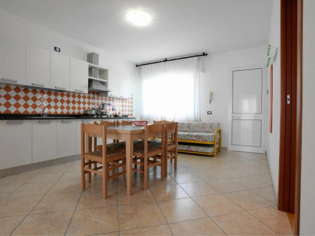 Residence La Pigna in Rosolina Mare, the structure is in the central area, nearby the services, the-La Pigna EST 8