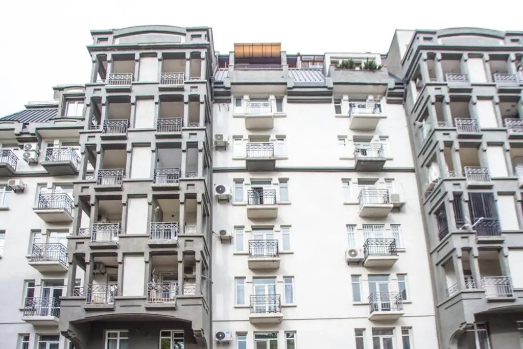 Proper Apartments In Center