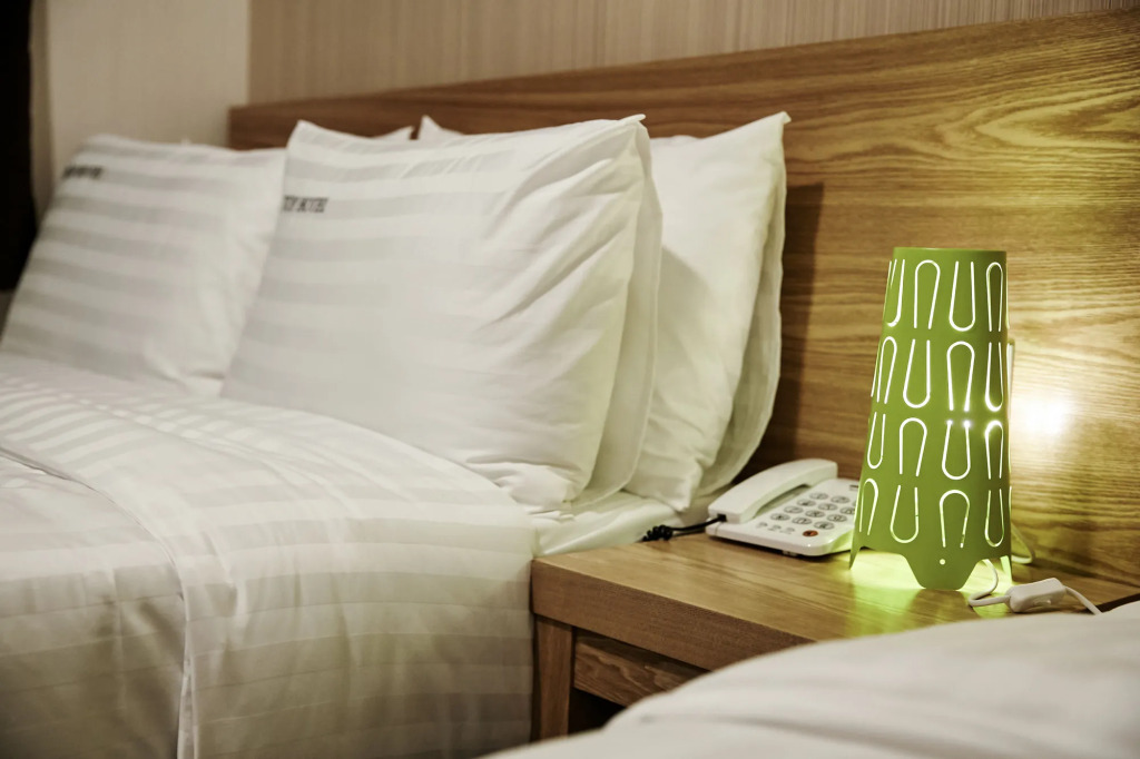 Top Hotel & Residence