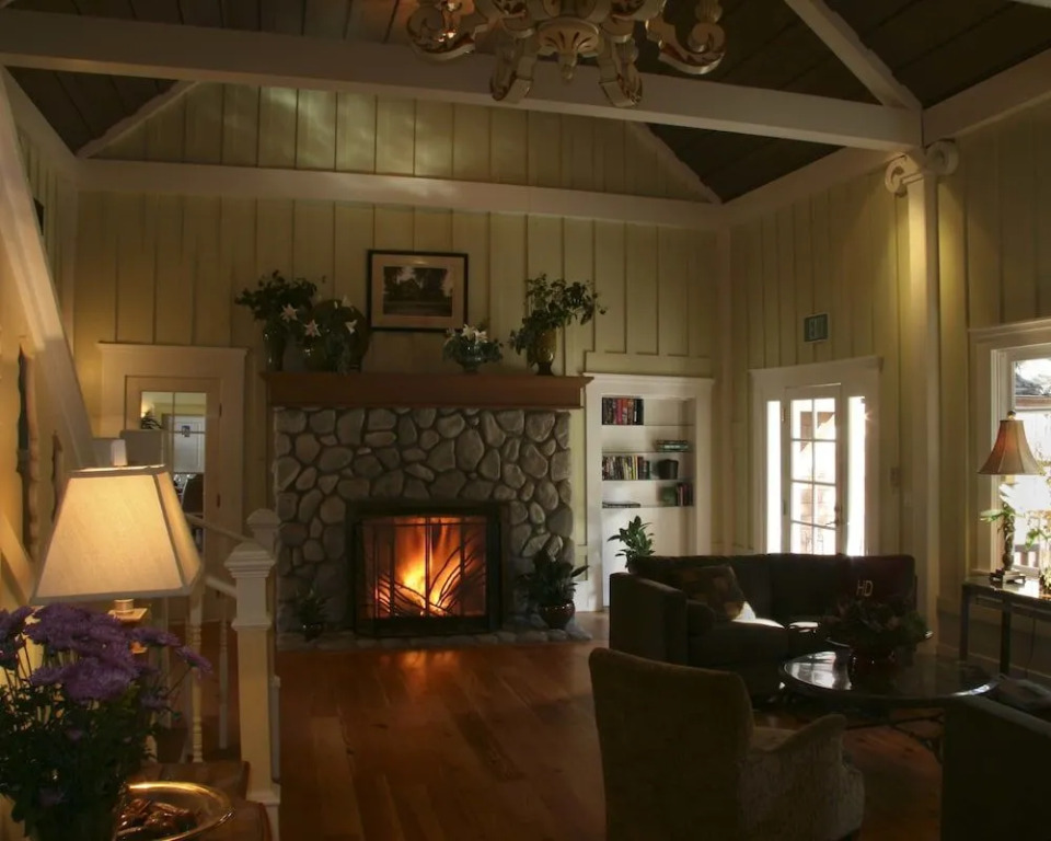Highland Dell Lodge