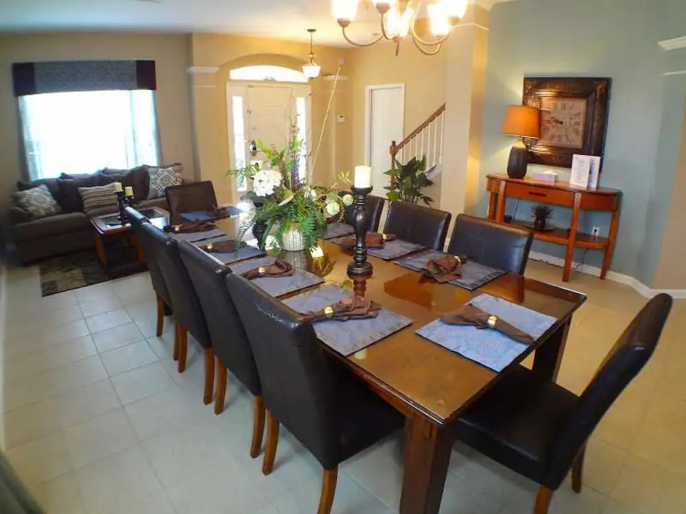 6BR 4BA Home in Windsor Hills by CV-2601