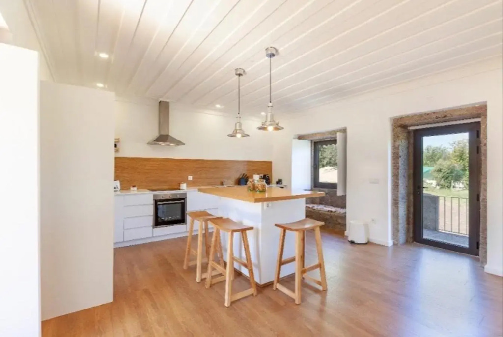 Mariana's HeartMade House