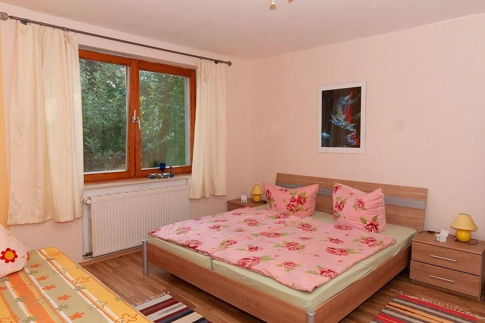Geschmackvoll Ausgestattete Ferienwohnung für 3 Personen + 1 Aufbettung