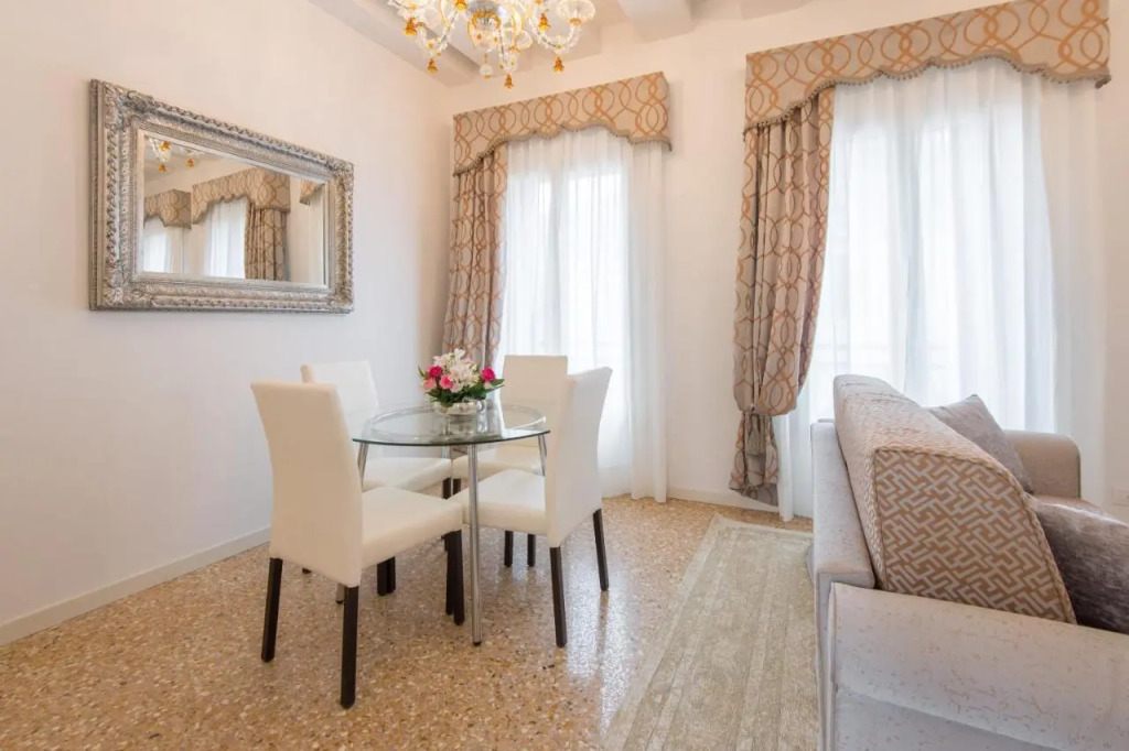 San Teodoro Palace - Luxury Apartments