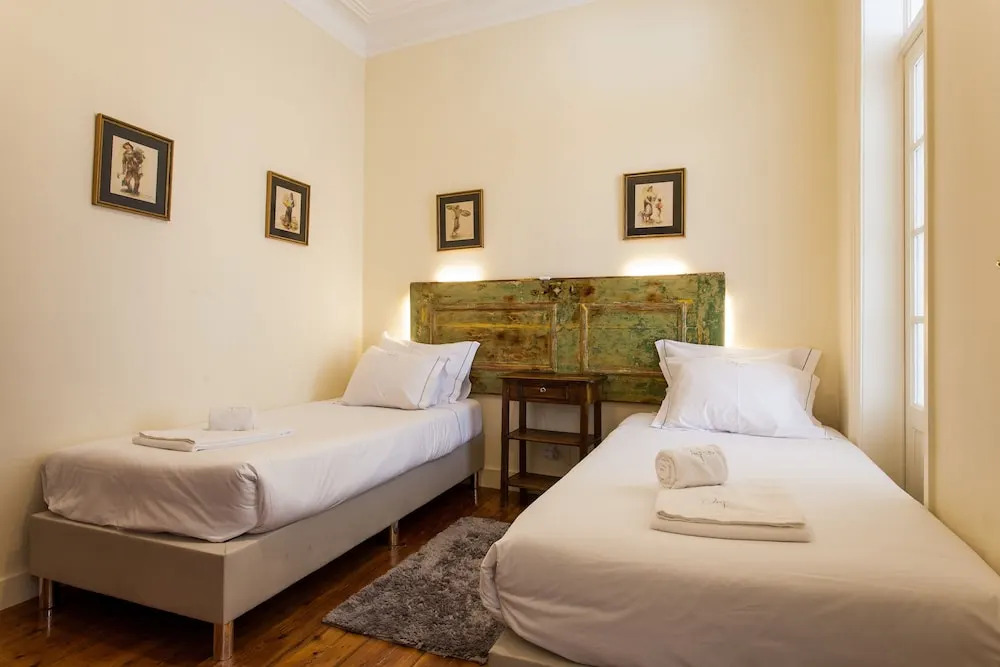 Alberto Caeiro Apartment Rentexperience
