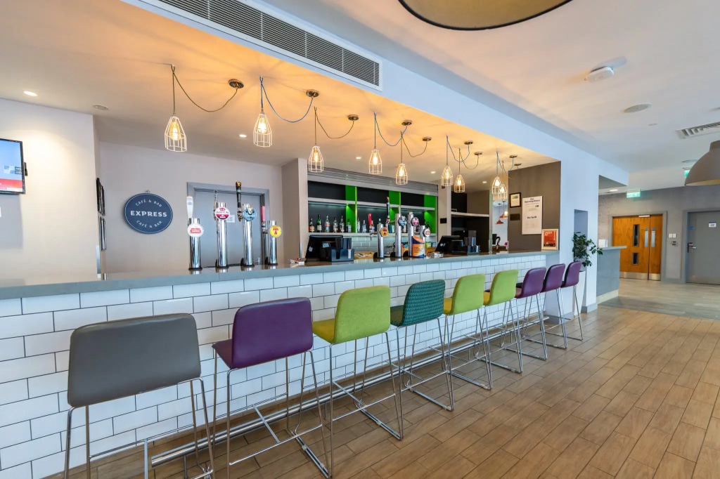 Holiday Inn Express Aberdeen Airport by IHG