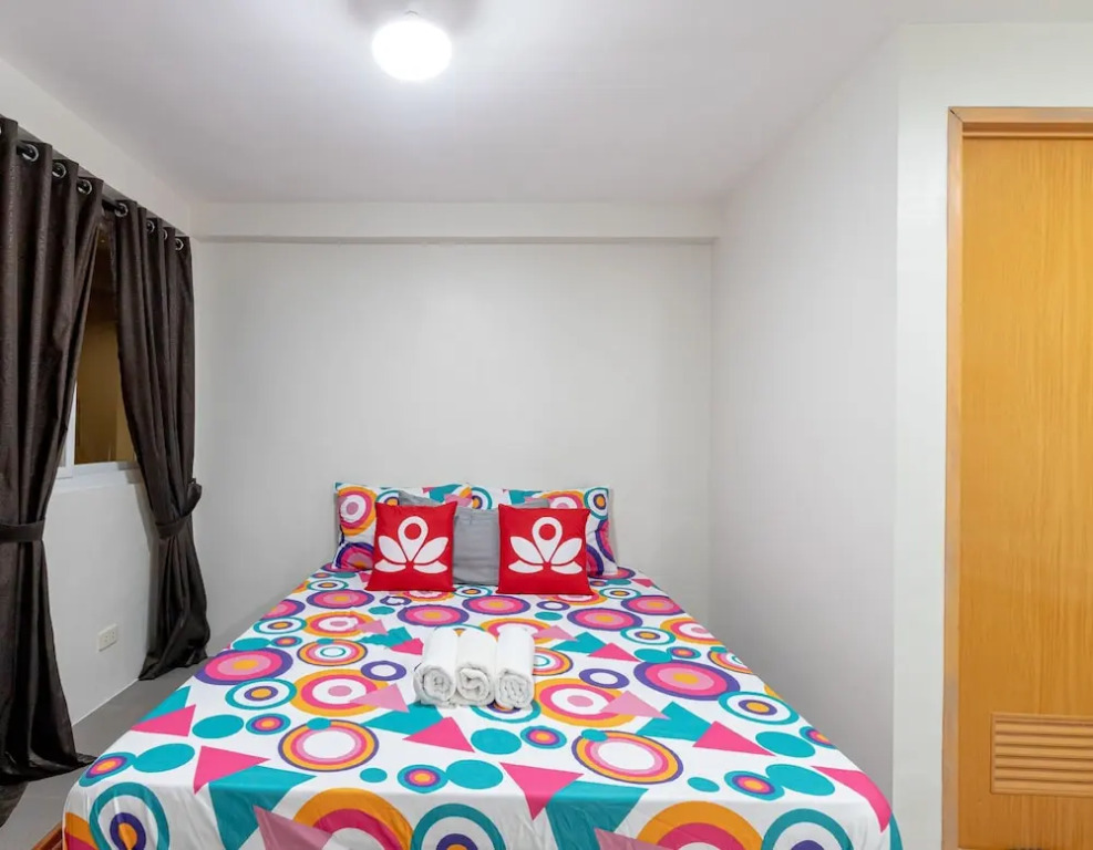 Happy Grey Hotel Vigan