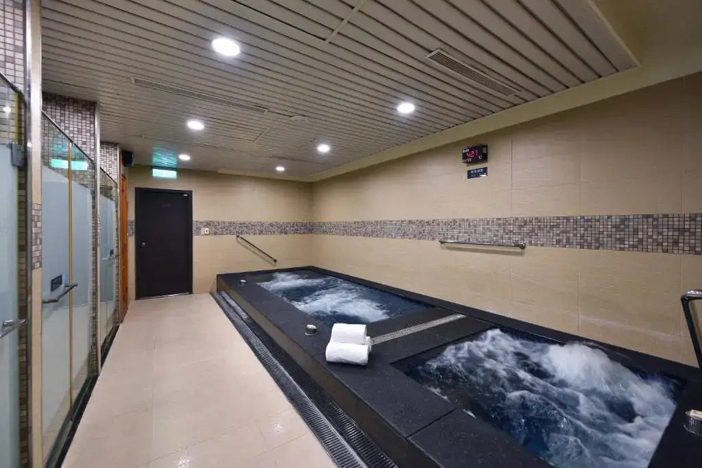 Fullon Poshtel - Linkou
