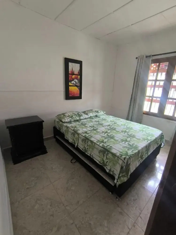 Olivas House Hostal