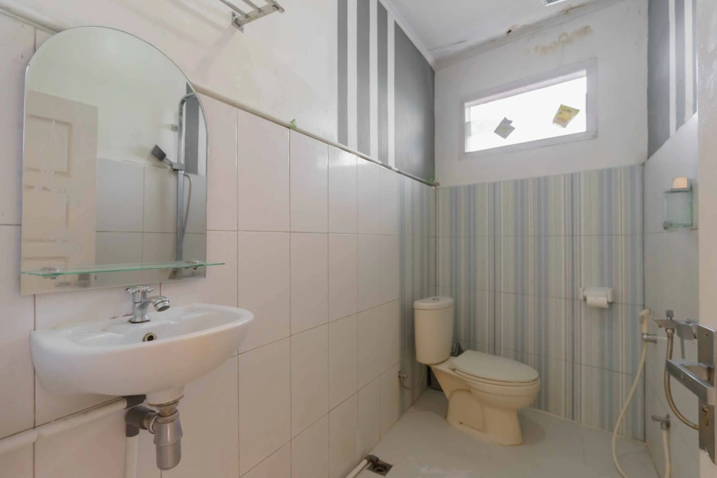 Urbanview Hotel Ananda Syariah by RedDoorz