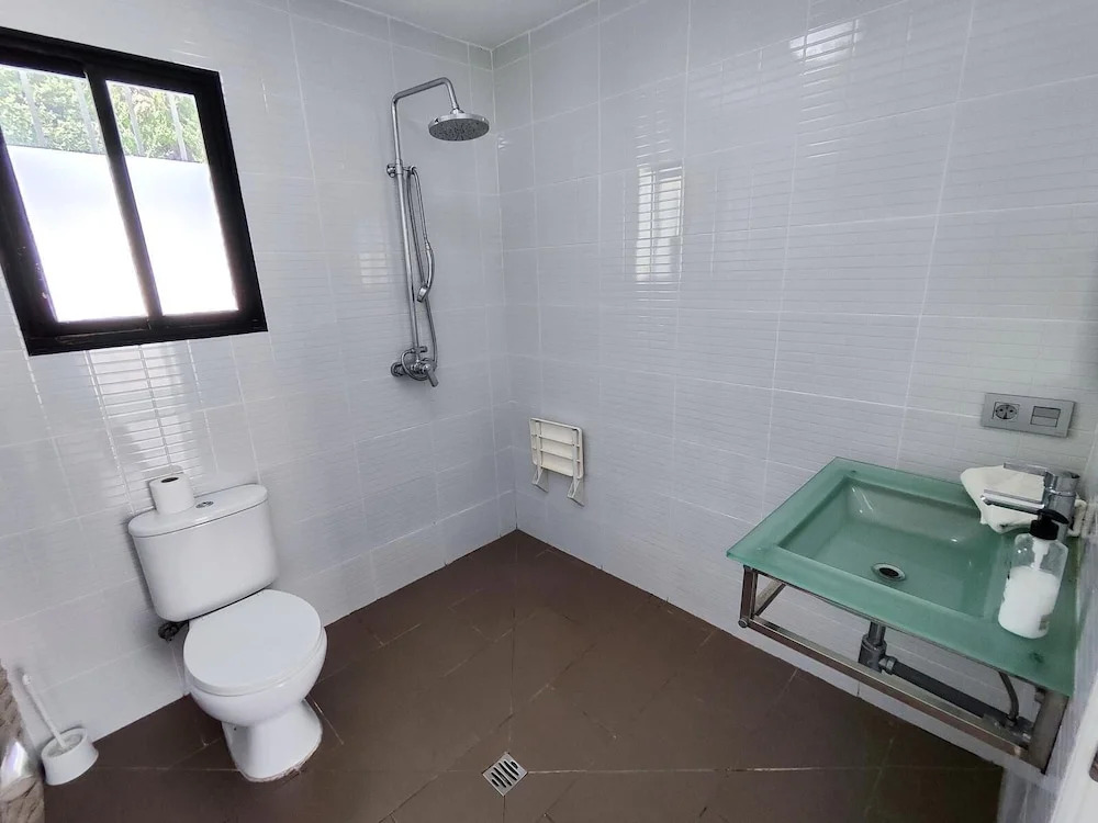 Large Group Puerto Banus 10 Rooms Pool