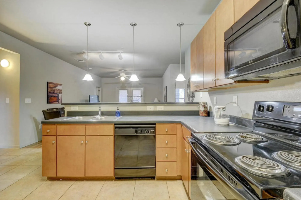 304 East 30th 5BR