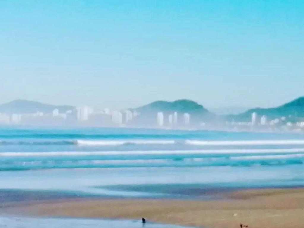 Hotel Rosa da Ilha Guaruja - 80m do mar, 02 piscinas, sala de jogos, brinquedão de percurso para crianças