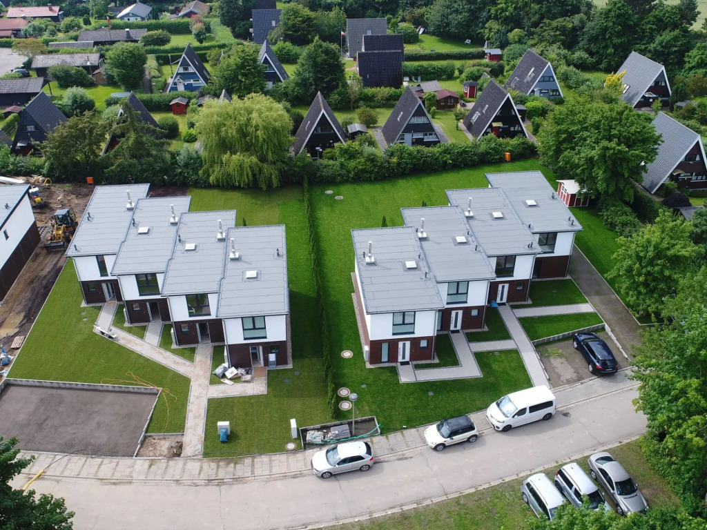 Geräumiges Ferienhaus in Damp in Strandnähe