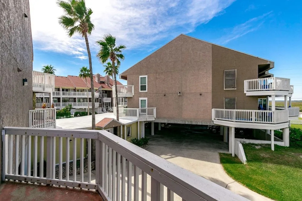 Sea Forever 2Br Condo