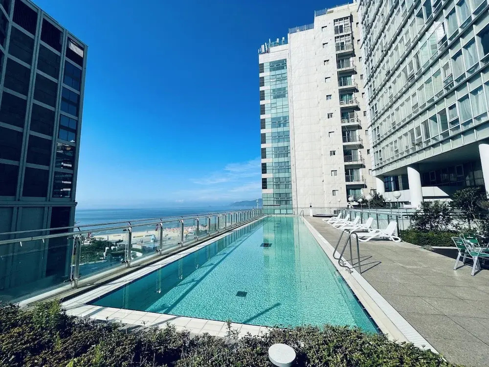 Sun Cloud Hotel