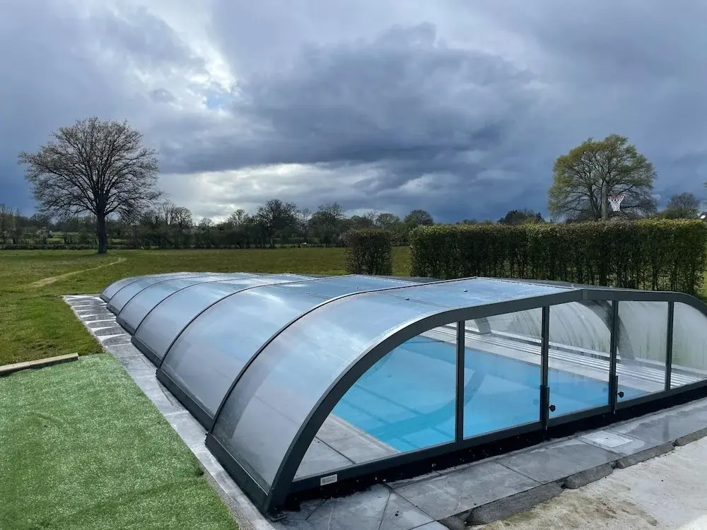 Beautiful Holiday Home With Swimming Pool