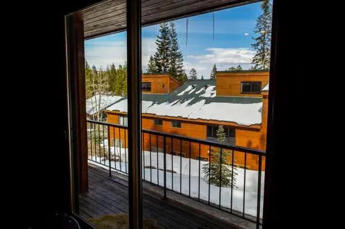 Ski Run Villas Retreat Listing #416