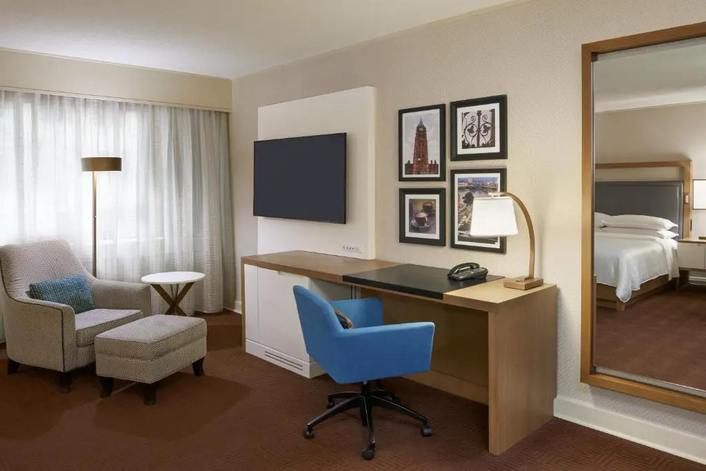 Sheraton Ottawa Hotel