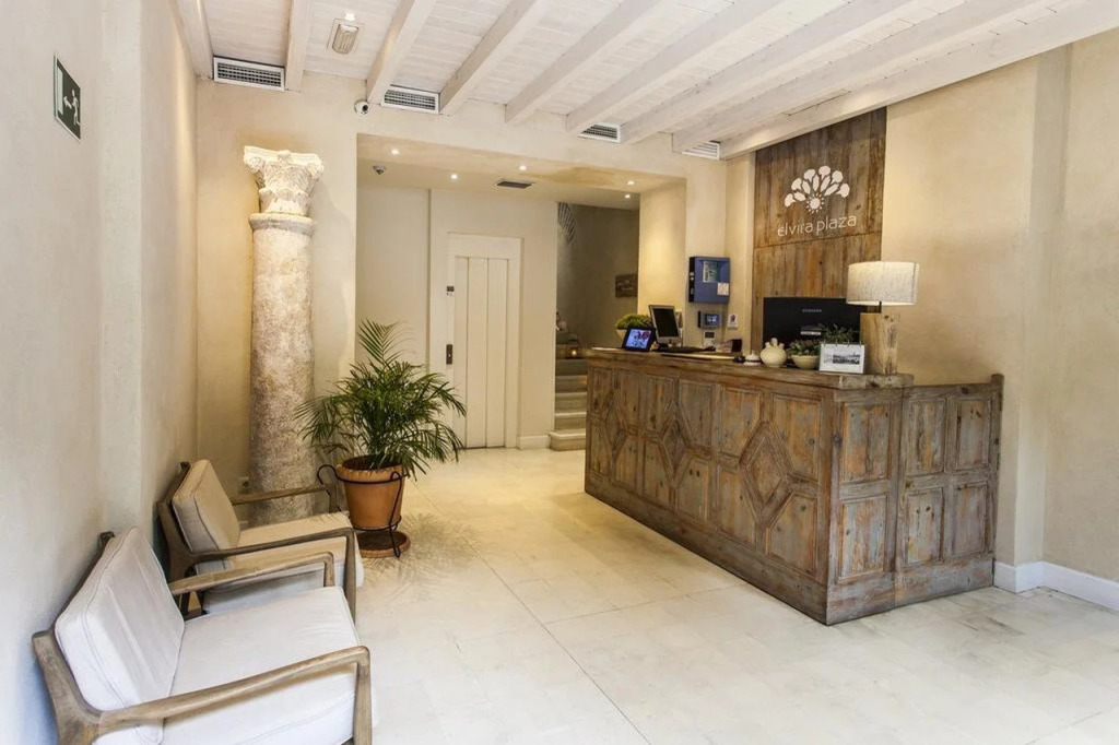 Hotel Boutique Elvira Plaza