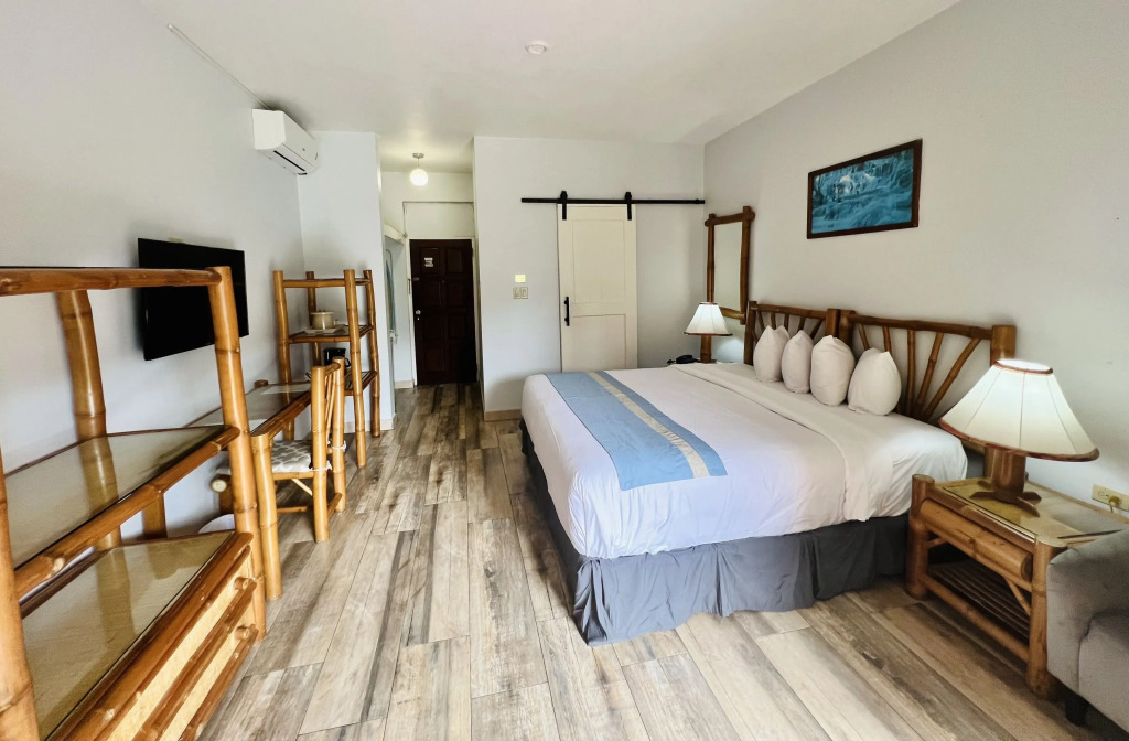 Tobys Resort