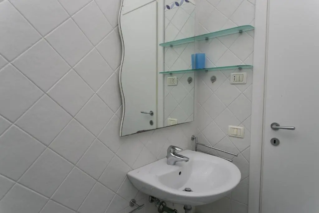 N43 - Numana, bilocale con giardino