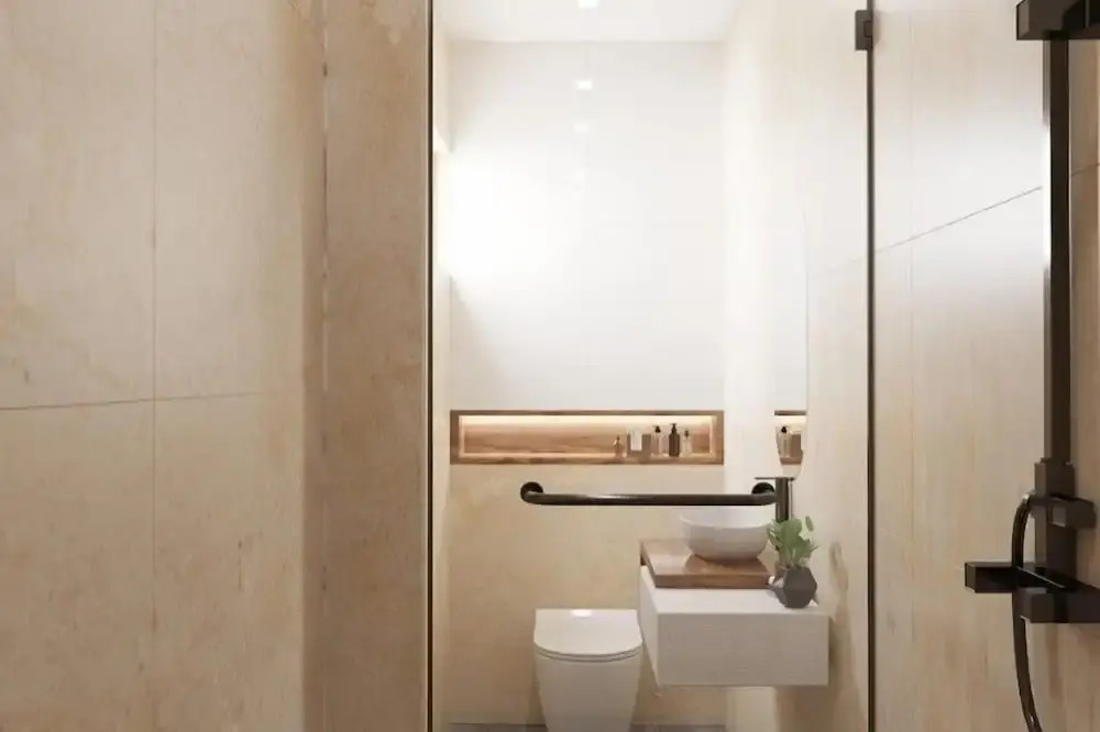 Triangle Apartment