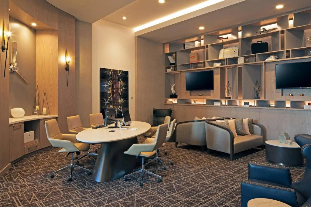 H Hotel Los Angeles, Curio Collection By Hilton