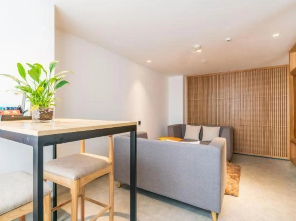 Meiqi Smart Hotel (Luoyang Wangfujing David City Store)